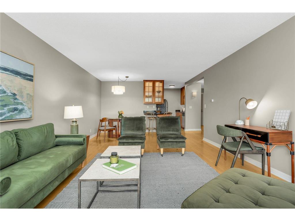 2700 W 44th Street #401 Minneapolis MN 55410 - Harriet Lake 6771556 image4