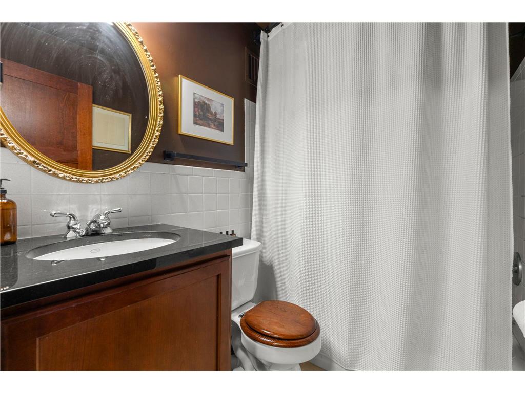 2700 W 44th Street #403 Minneapolis MN 55410 7035705 image25