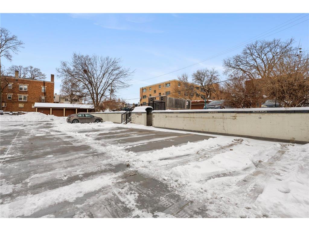 2700 W 44th Street #403 Minneapolis MN 55410 7035705 image27