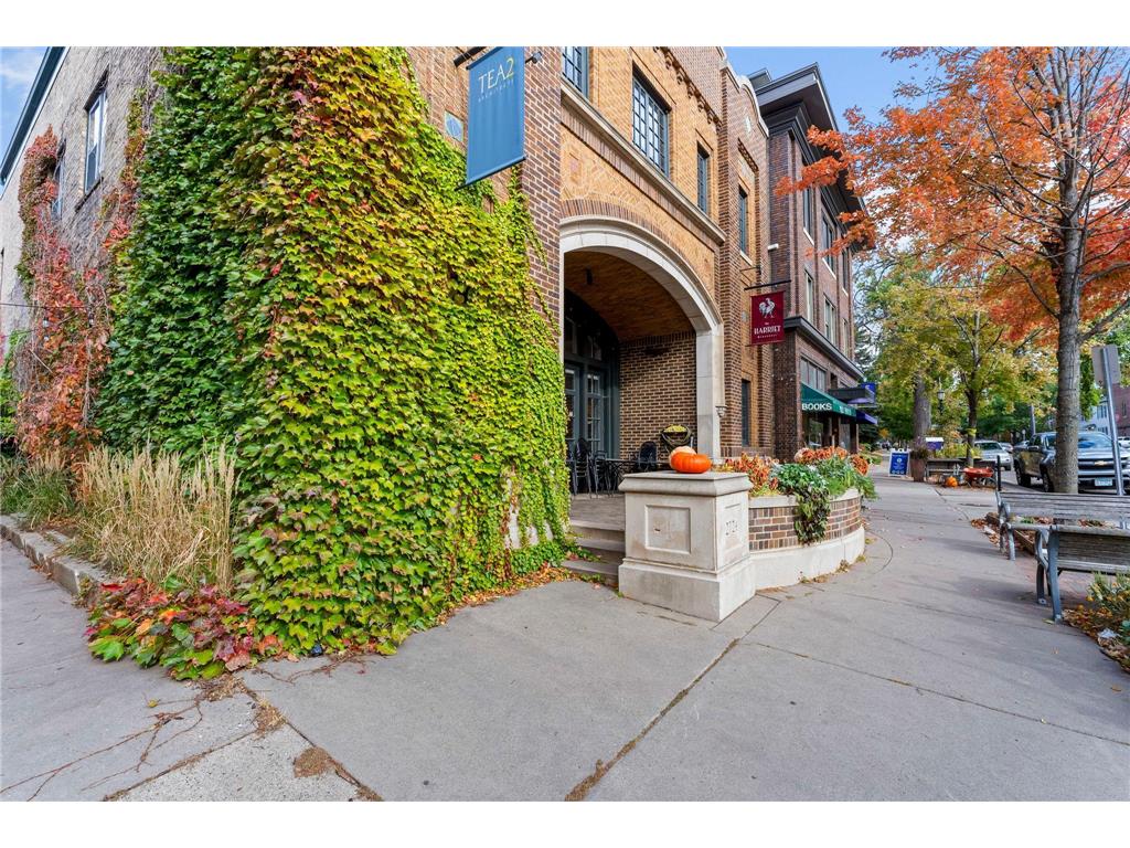 2700 W 44th Street #403 Minneapolis MN 55410 7035705 image37