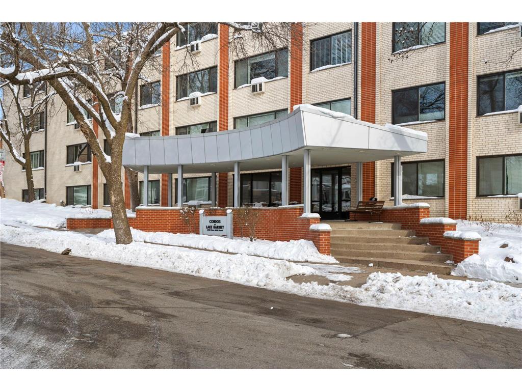 2700 W 44th Street #403 Minneapolis MN 55410 7035705 image8