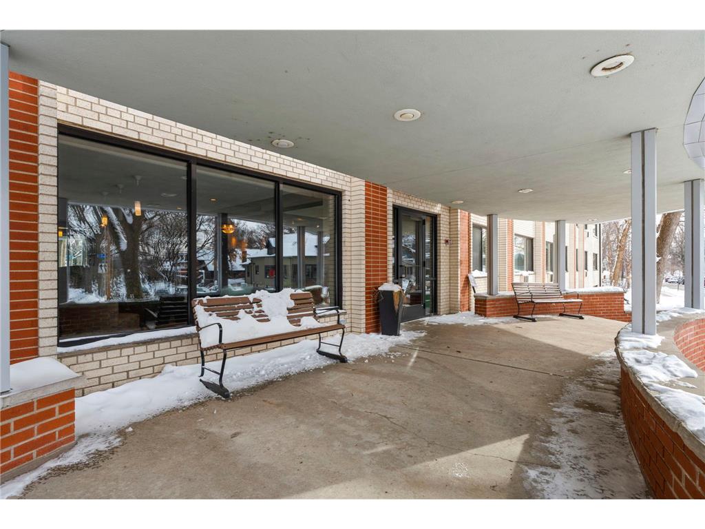 2700 W 44th Street #403 Minneapolis MN 55410 7035705 image9