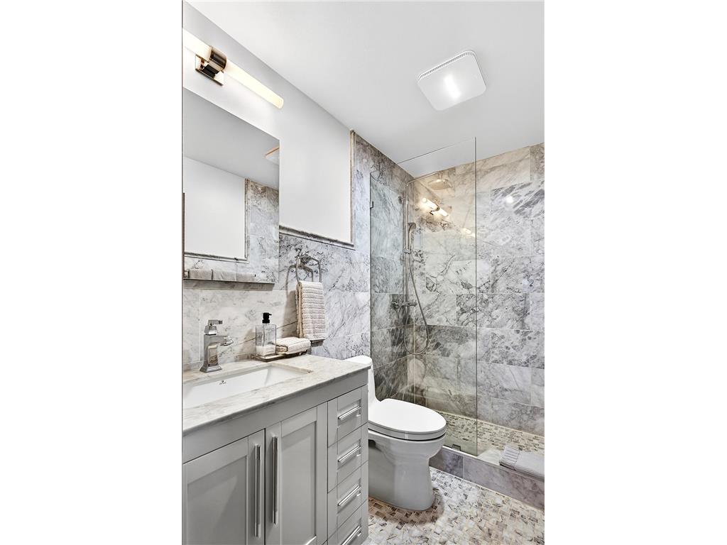 2700 W 44th Street #413 Minneapolis MN 55410 7058572 image12