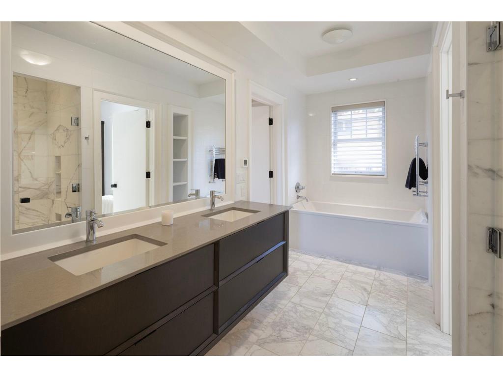 2700 W Lake Of The Isles Parkway Minneapolis MN 55416 - Lake of the Isles 7011934 image22