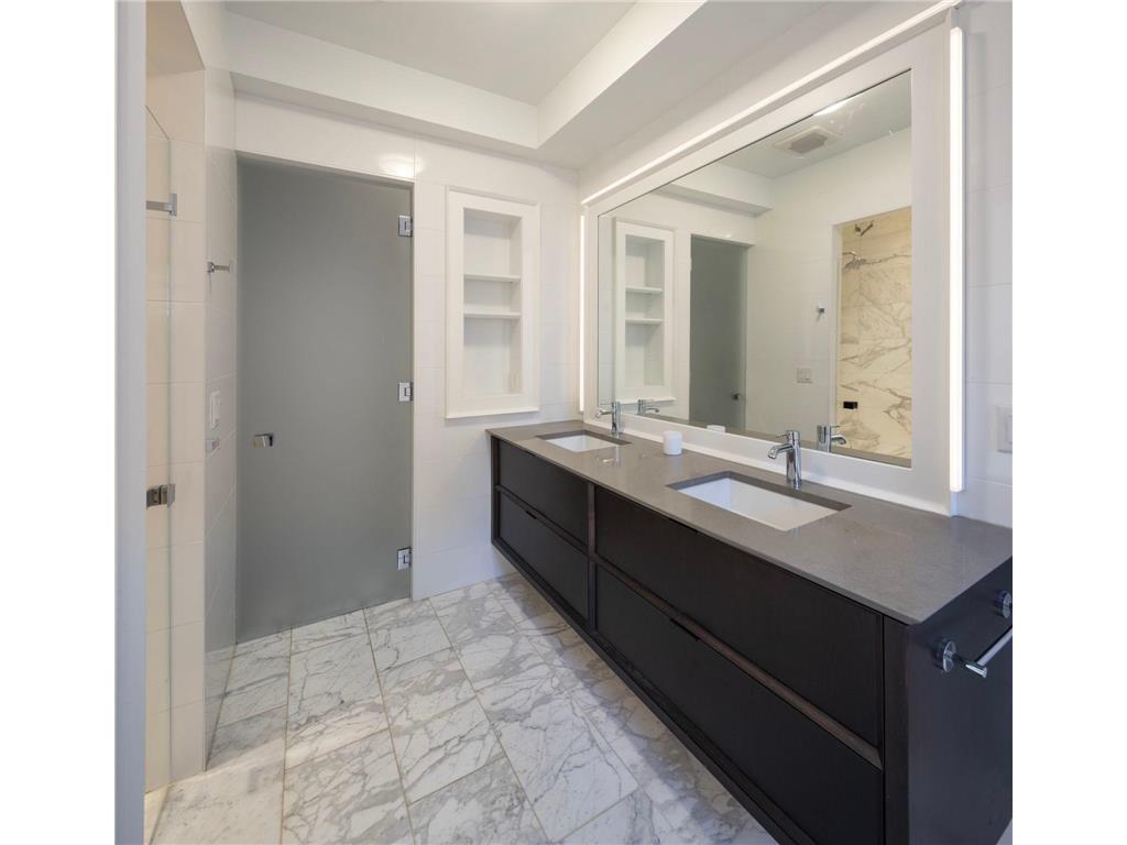 2700 W Lake Of The Isles Parkway Minneapolis MN 55416 - Lake of the Isles 7011934 image23