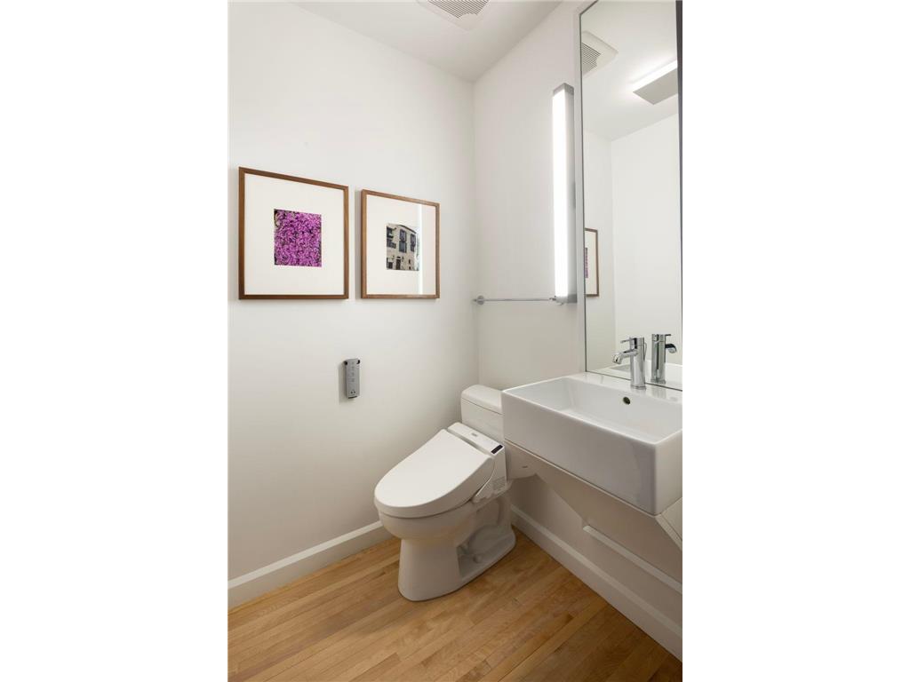 2700 W Lake Of The Isles Parkway Minneapolis MN 55416 - Lake of the Isles 7011934 image36