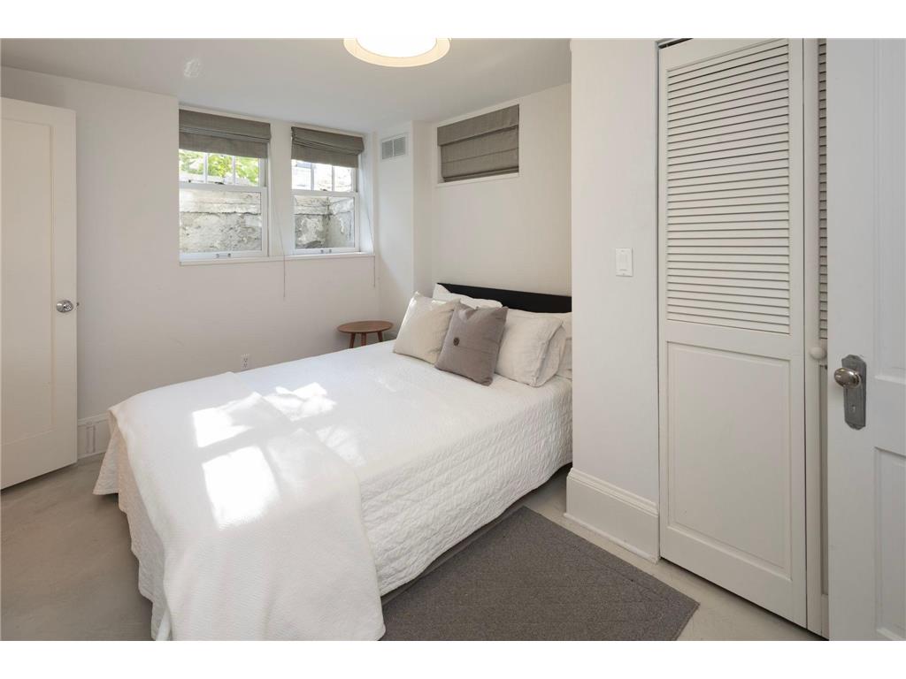 2700 W Lake Of The Isles Parkway Minneapolis MN 55416 - Lake of the Isles 7011934 image39