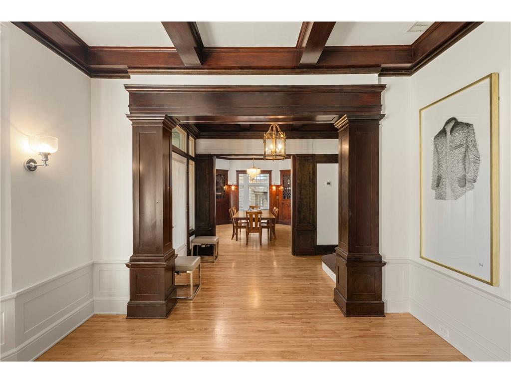 2700 W Lake Of The Isles Parkway Minneapolis MN 55416 - Lake of the Isles 7011934 image6