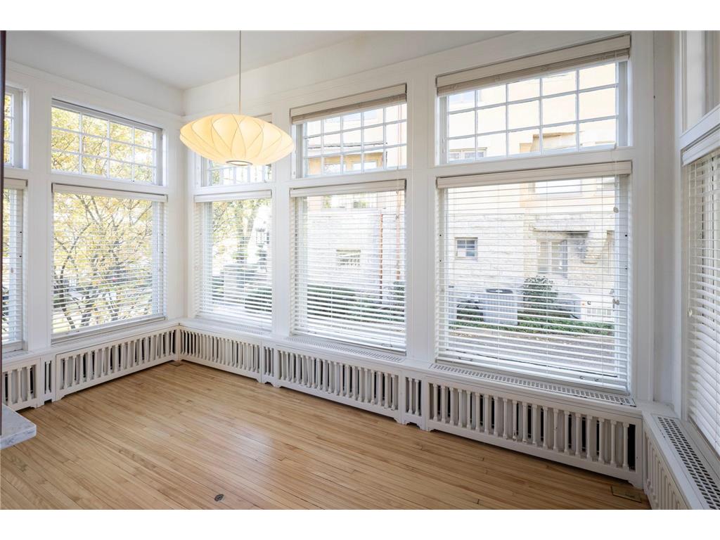 2700 W Lake Of The Isles Parkway Minneapolis MN 55416 - Lake of the Isles 7011934 image8