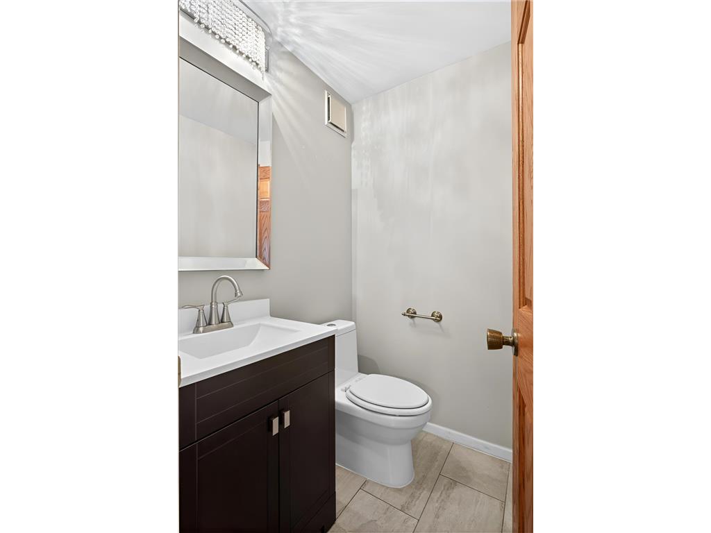 2701 121st Avenue NW Coon Rapids MN 55433 7086423 image16