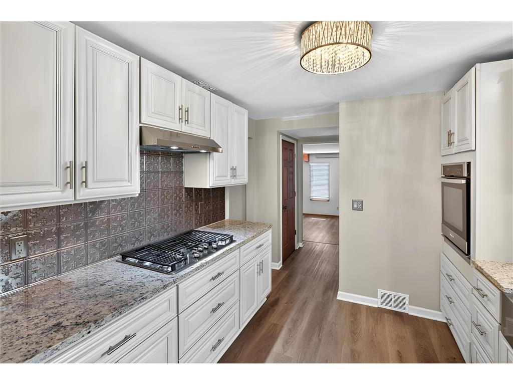 2701 121st Avenue NW Coon Rapids MN 55433 7086423 image4