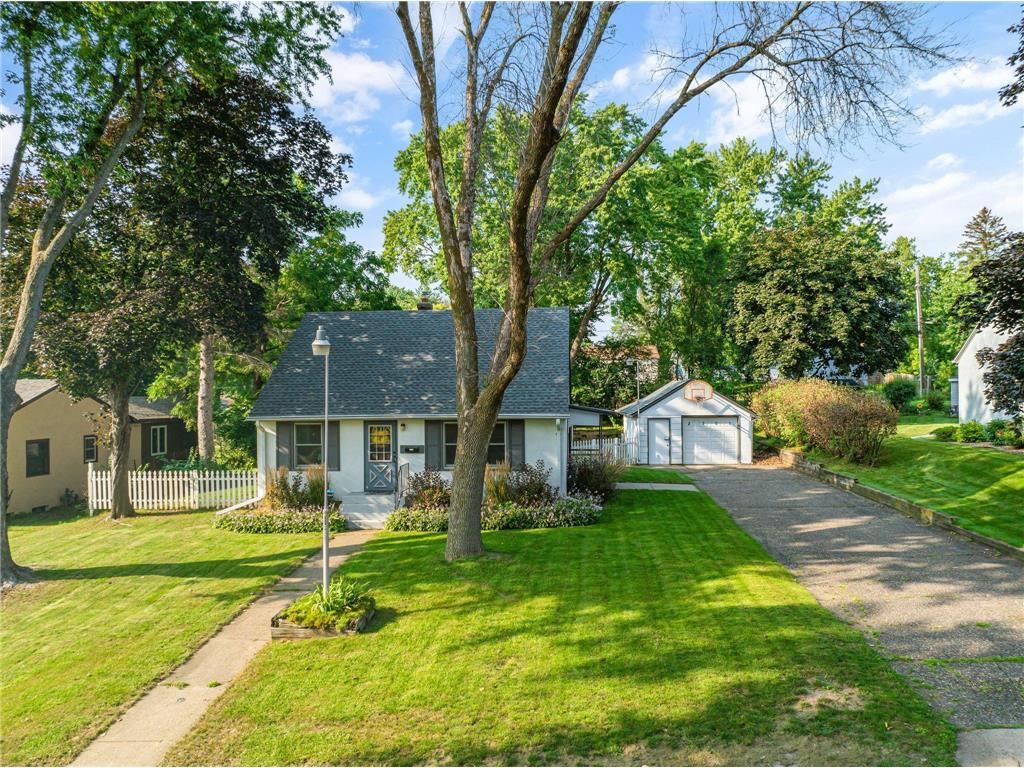 2701 3rd Avenue E North Saint Paul MN 55109 6587201 image1