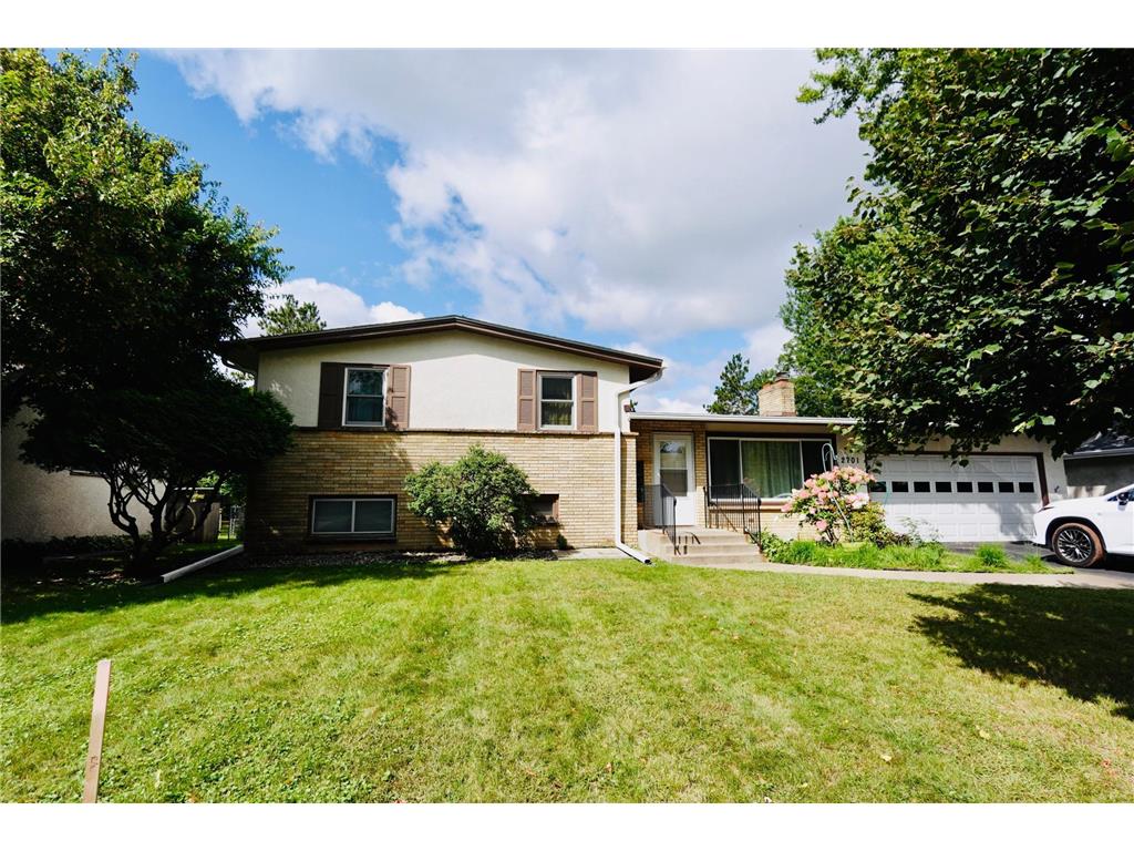 2701 Gerald Avenue North Saint Paul MN 55109 7018287 image1