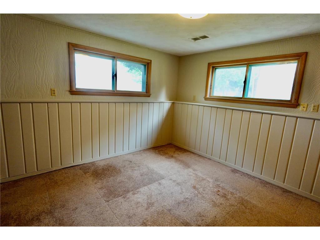 2701 Gerald Avenue North Saint Paul MN 55109 7018287 image12