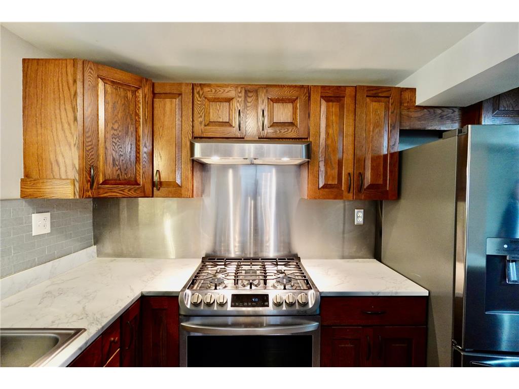 2701 Gerald Avenue North Saint Paul MN 55109 7018287 image18