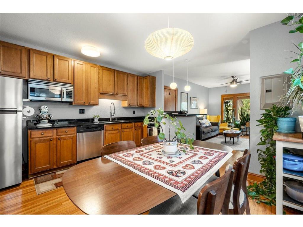 2701 Harriet Avenue #202 Minneapolis MN 55408 7089101 image10