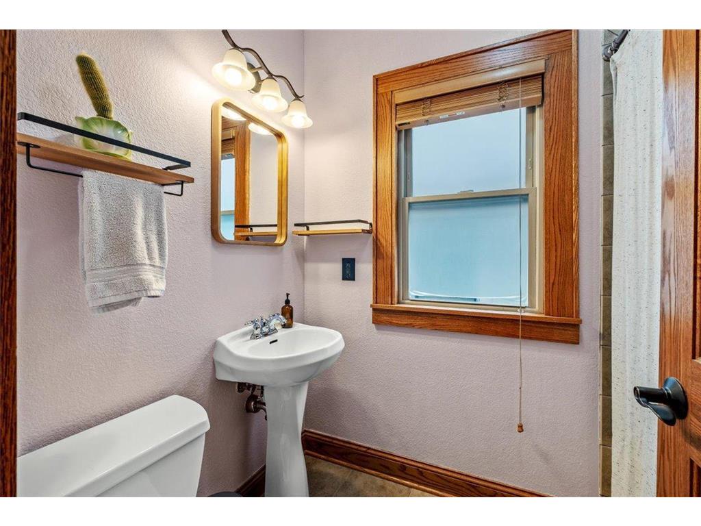 2701 Harriet Avenue #202 Minneapolis MN 55408 7089101 image11