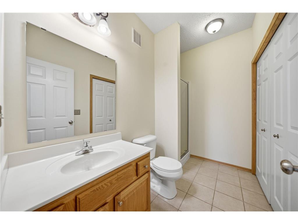 2701 Village Drive Faribault MN 55021 7109813 image26