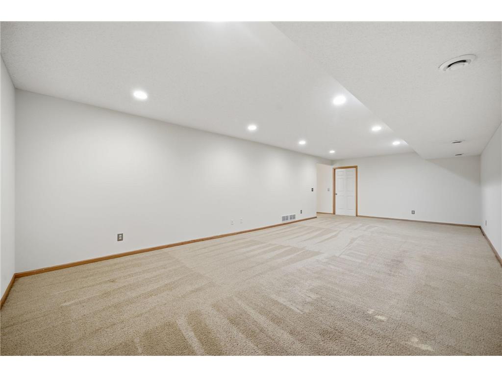 2701 Village Drive Faribault MN 55021 7109813 image30