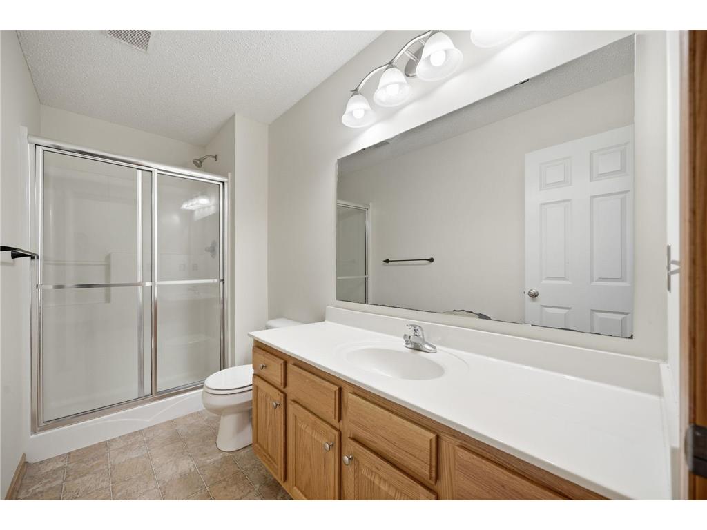 2701 Village Drive Faribault MN 55021 7109813 image31