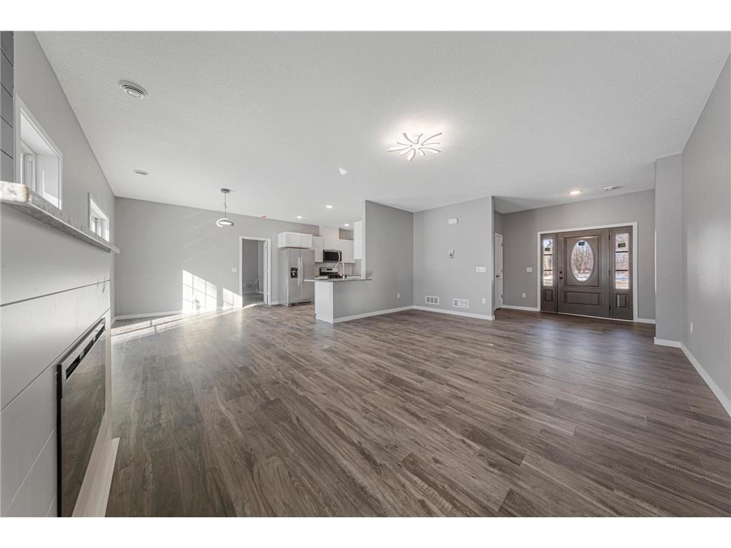 2702 Park Avenue NW Faribault MN 55021 6816056 image12