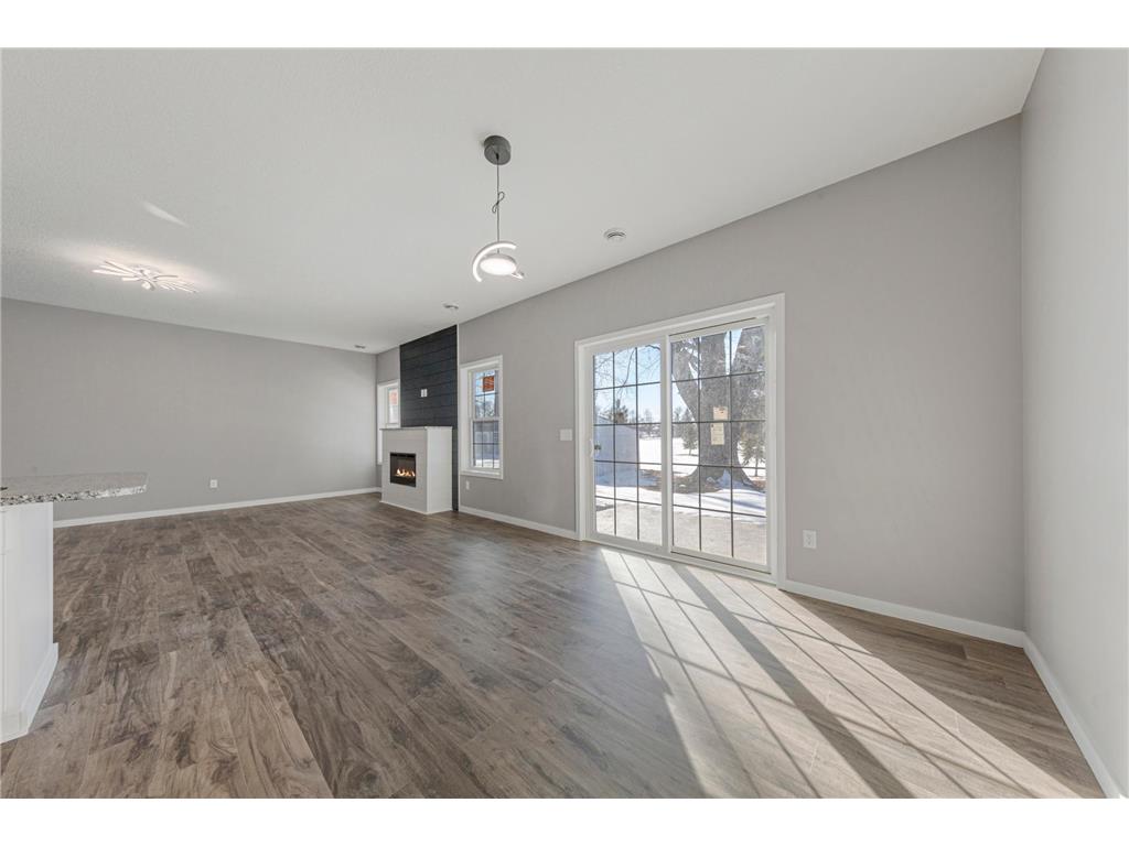 2702 Park Avenue NW Faribault MN 55021 6816056 image15