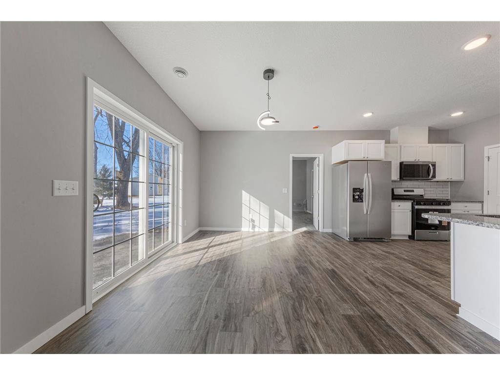 2702 Park Avenue NW Faribault MN 55021 6816056 image17