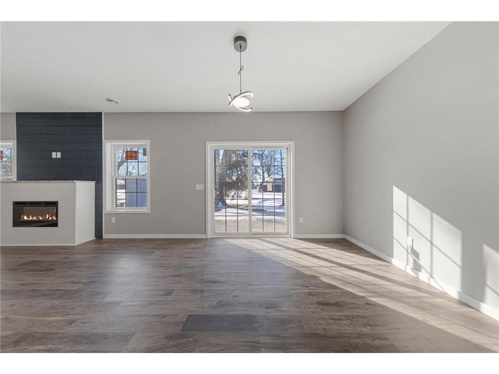 2702 Park Avenue NW Faribault MN 55021 6816056 image18