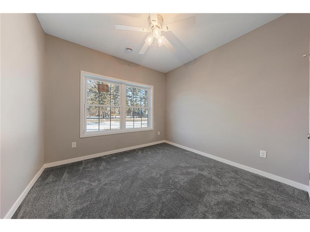 2702 Park Avenue NW Faribault MN 55021 6816056 image27