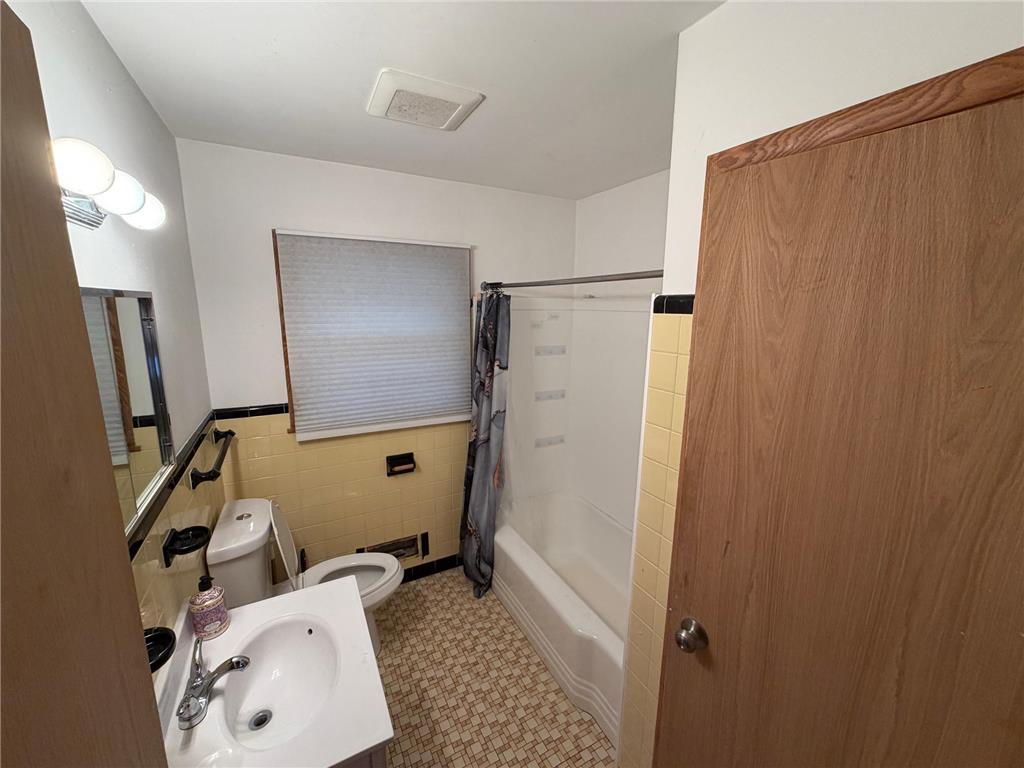 2702 W 66th Street Richfield MN 55423 7056348 image6