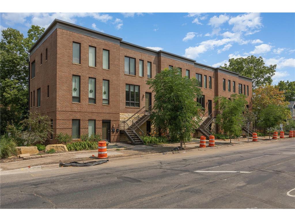 2703 1st Avenue S #102 Minneapolis MN 55408 6408043 image1