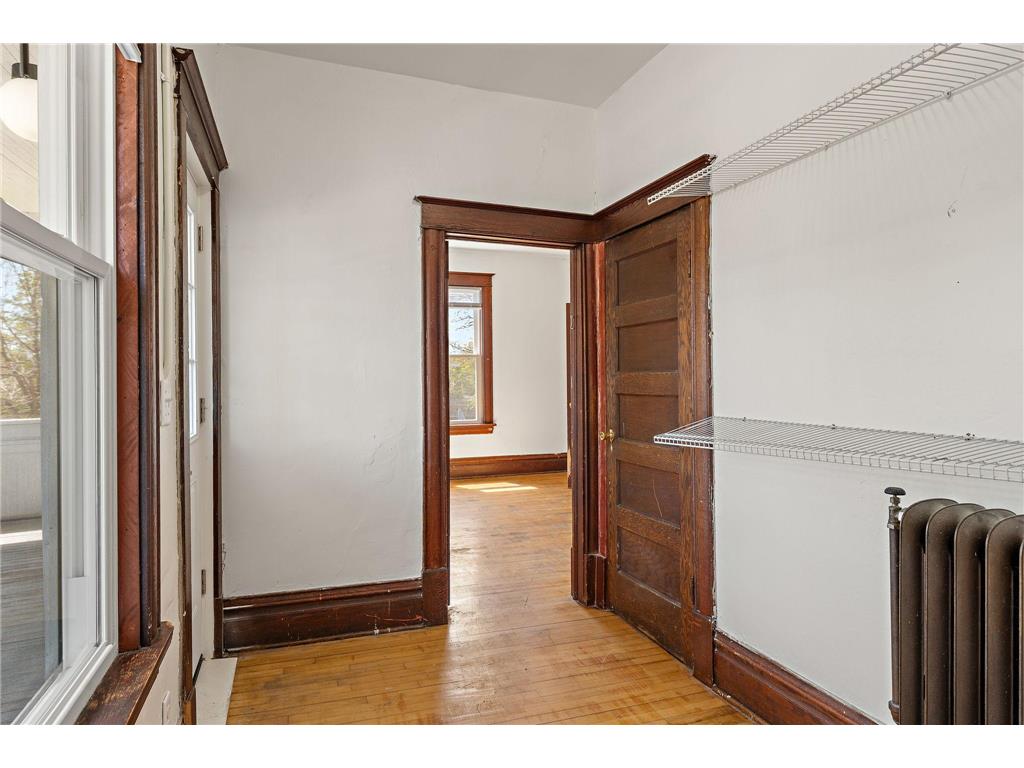 2703 Humboldt Avenue N Minneapolis MN 55411 7070603 image13
