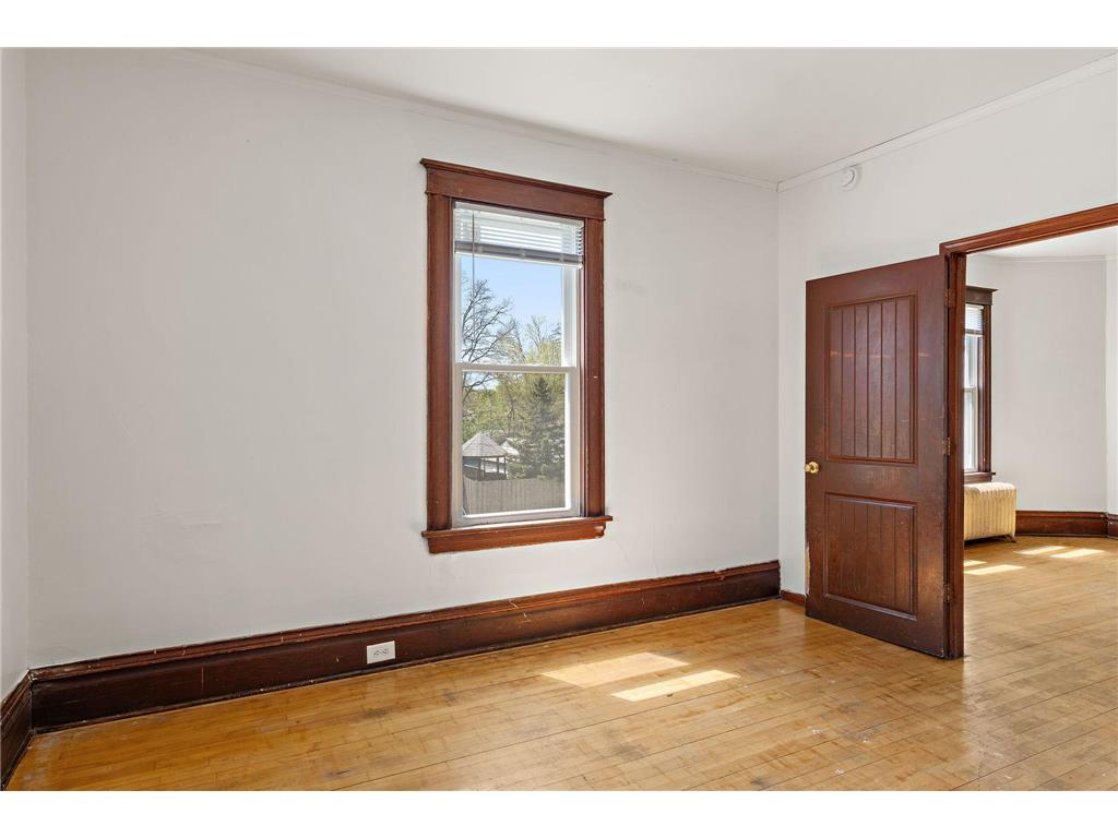 2703 Humboldt Avenue N Minneapolis MN 55411 7070603 image14
