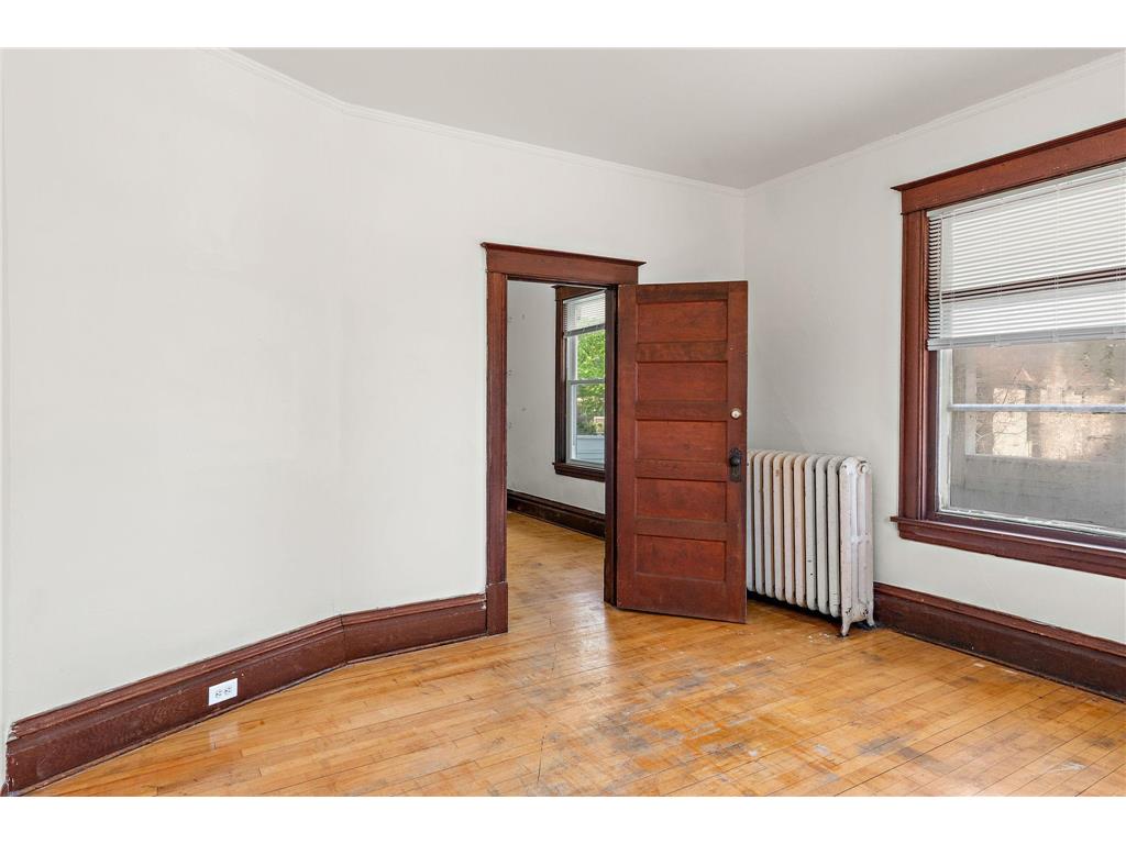2703 Humboldt Avenue N Minneapolis MN 55411 7070603 image15