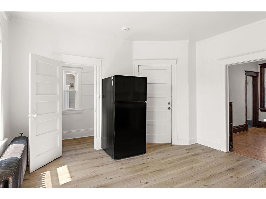 2703 Humboldt Avenue N Minneapolis MN 55411 7070603 image6
