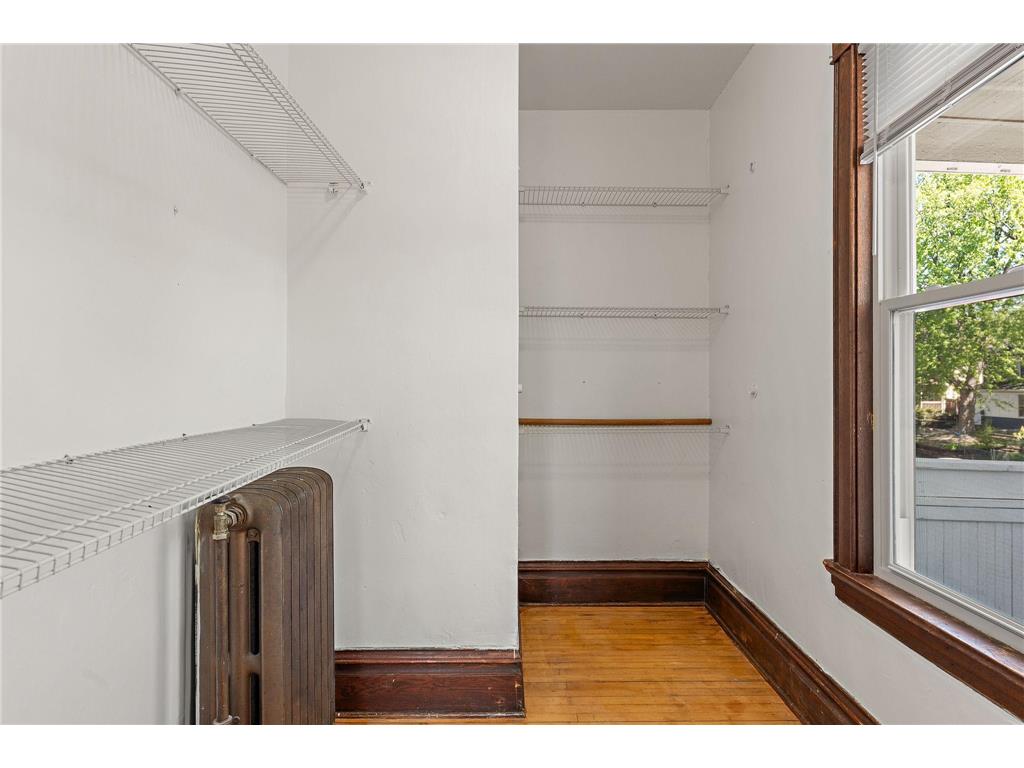 2703 Humboldt Avenue N Minneapolis MN 55411 7070603 image7