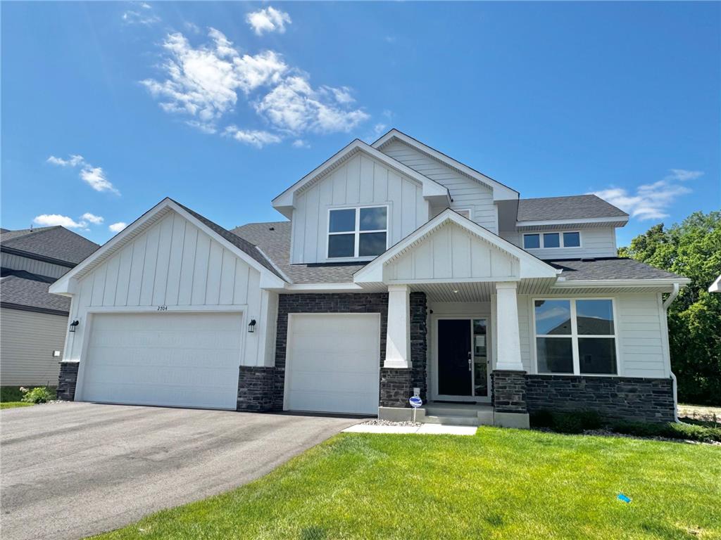 2704 Aspen Drive Shakopee MN 55379 7062407 image1