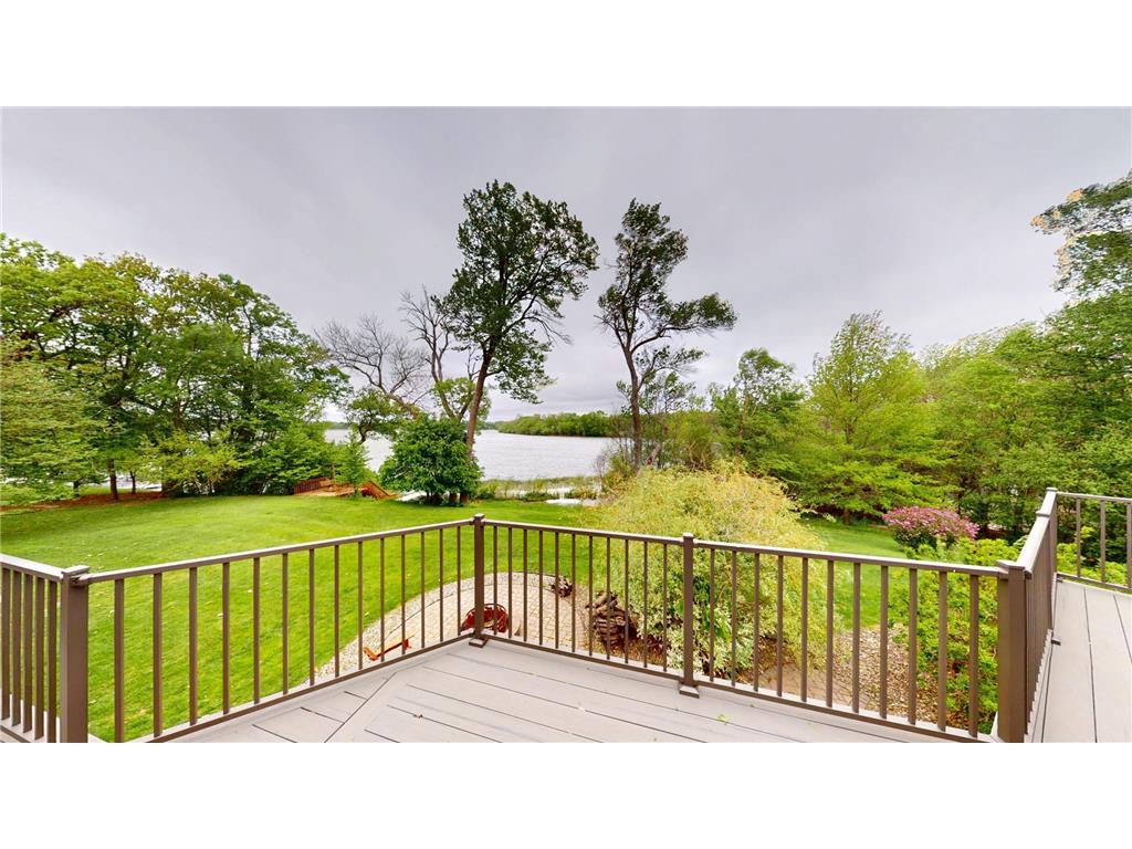 2704 Campus Lane Albert Lea MN 56007 - White 6715116 image42