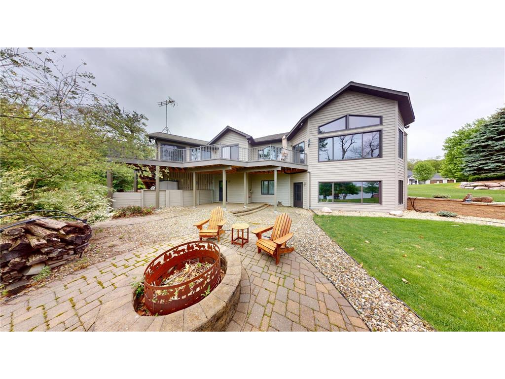 2704 Campus Lane Albert Lea MN 56007 - White 6715116 image45