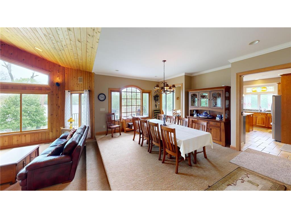 2704 Campus Lane Albert Lea MN 56007 - White 6715116 image7