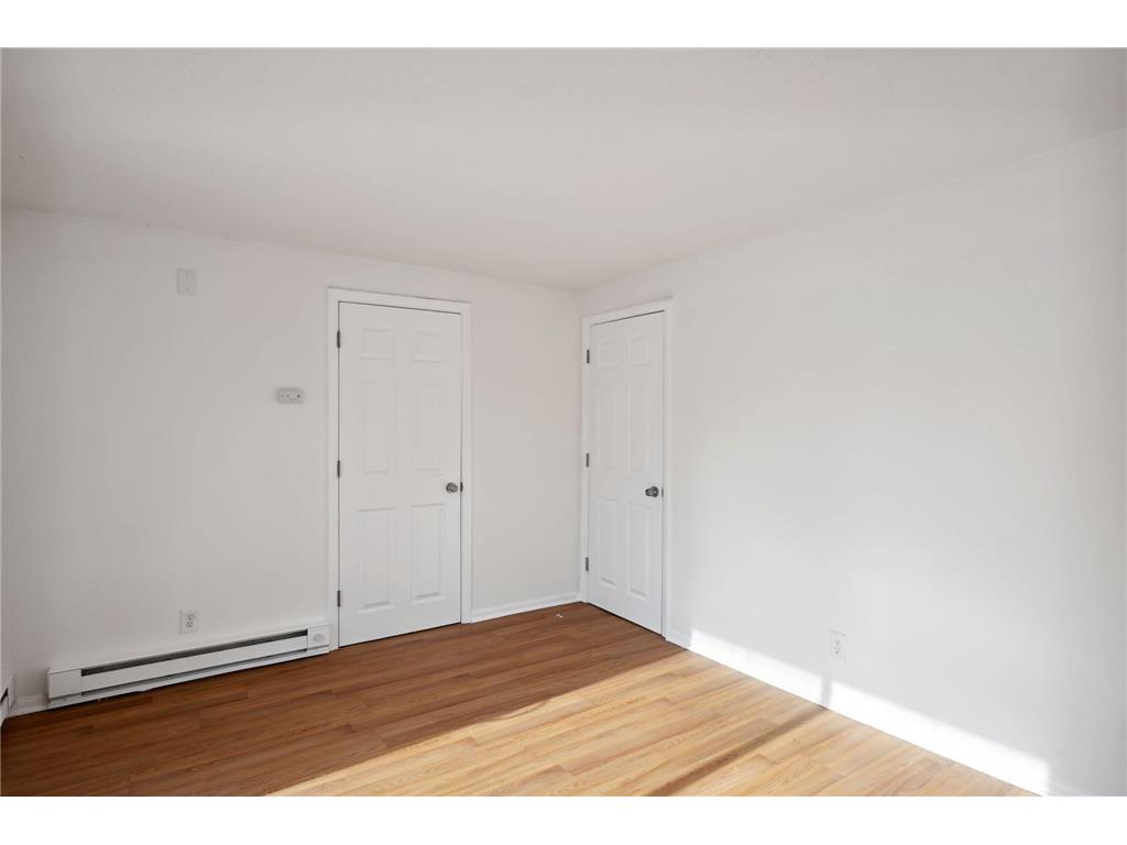 2704 Garfield Avenue Minneapolis MN 55408 6797212 image19