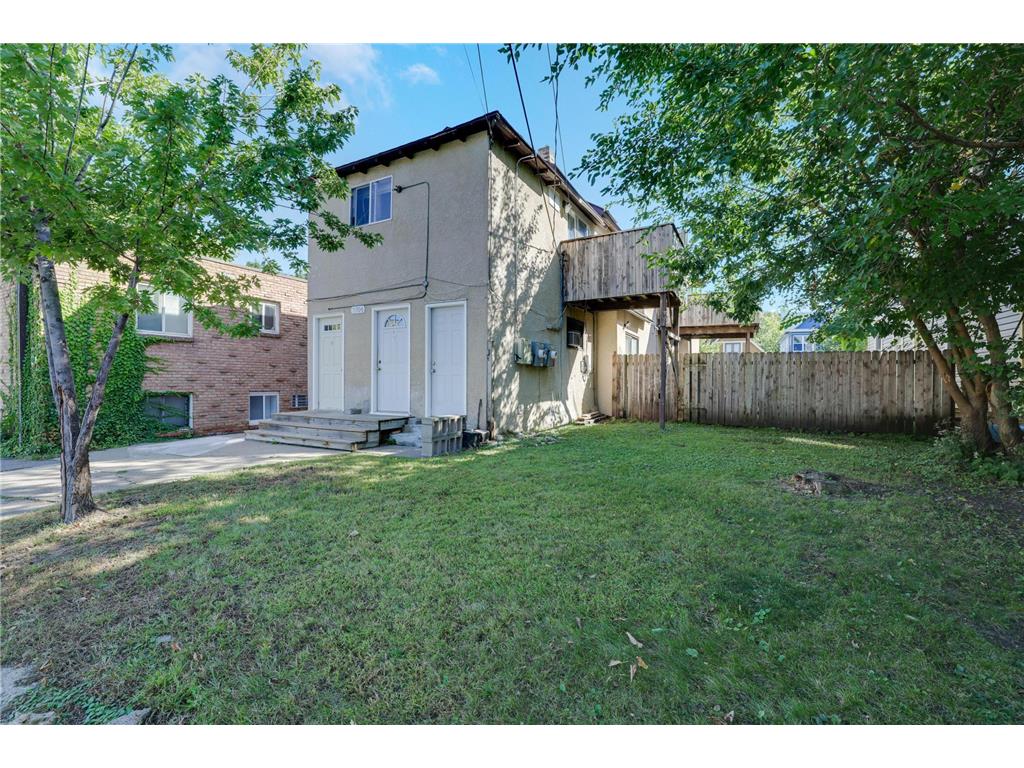 2704 Garfield Avenue Minneapolis MN 55408 6797212 image31