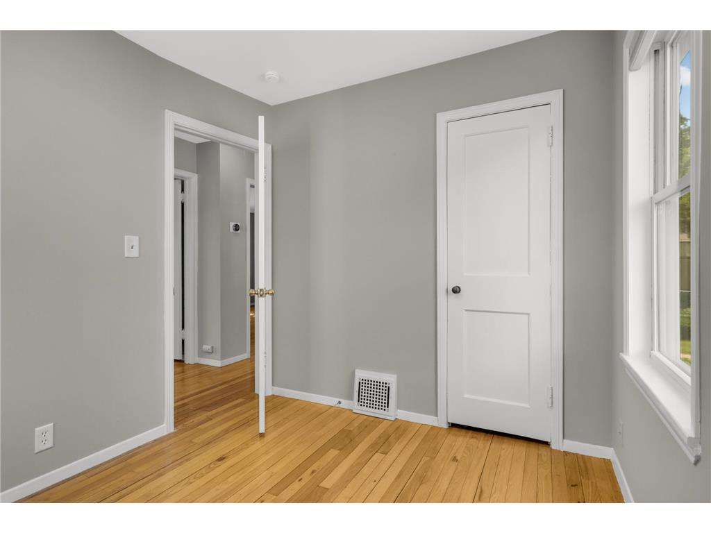 2704 Georgia Avenue S Saint Louis Park MN 55426 7078994 image12