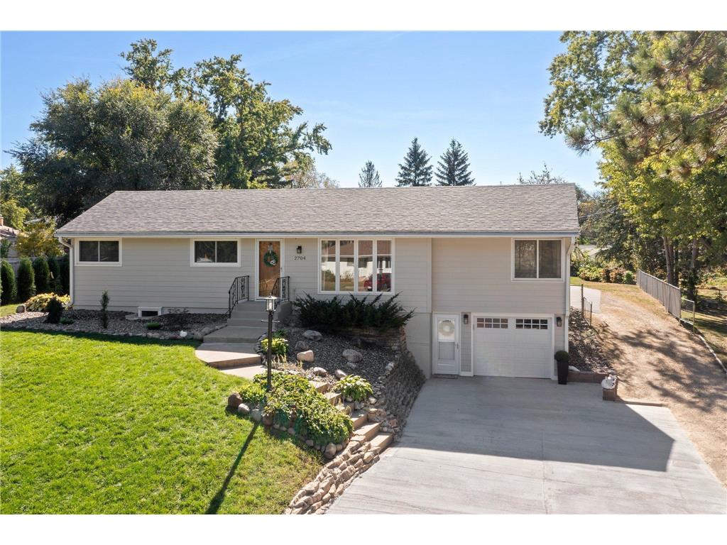 2704 Martin Way White Bear Twp MN 55110 6609895 image1