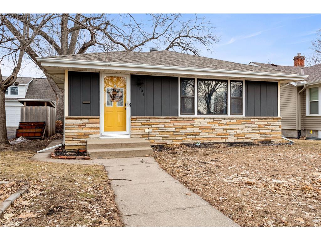 2704 W 60th Street Minneapolis MN 55410 7029330 image1