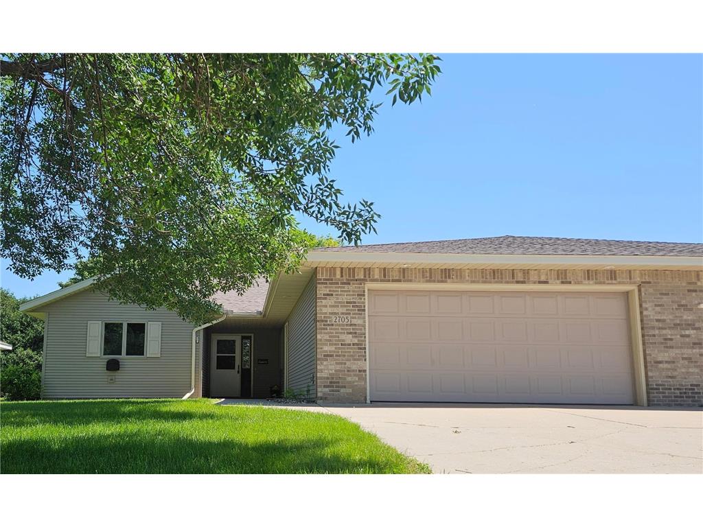 2705 9th Street SW Willmar MN 56201 6736694 image1