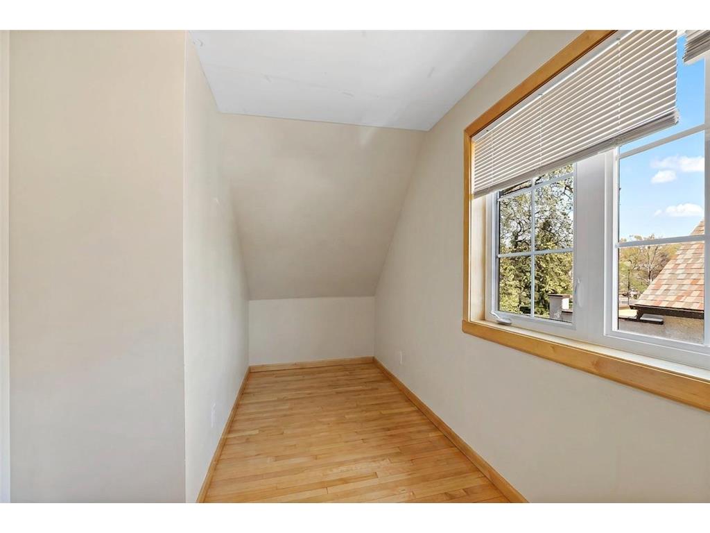 2705 E Minnehaha Parkway Minneapolis MN 55417 7052574 image20