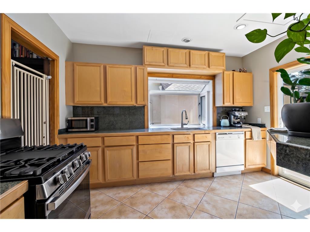 2705 E Minnehaha Parkway Minneapolis MN 55417 7052574 image4
