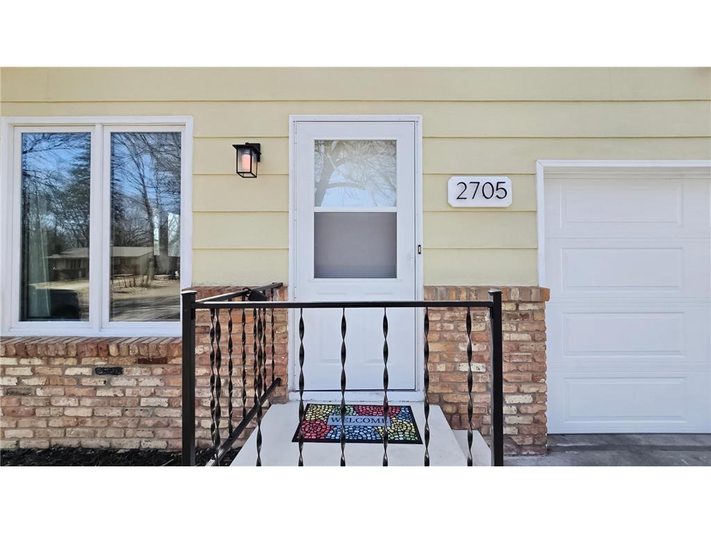 2705 Larch Lane N Plymouth MN 55441 7038363 image3