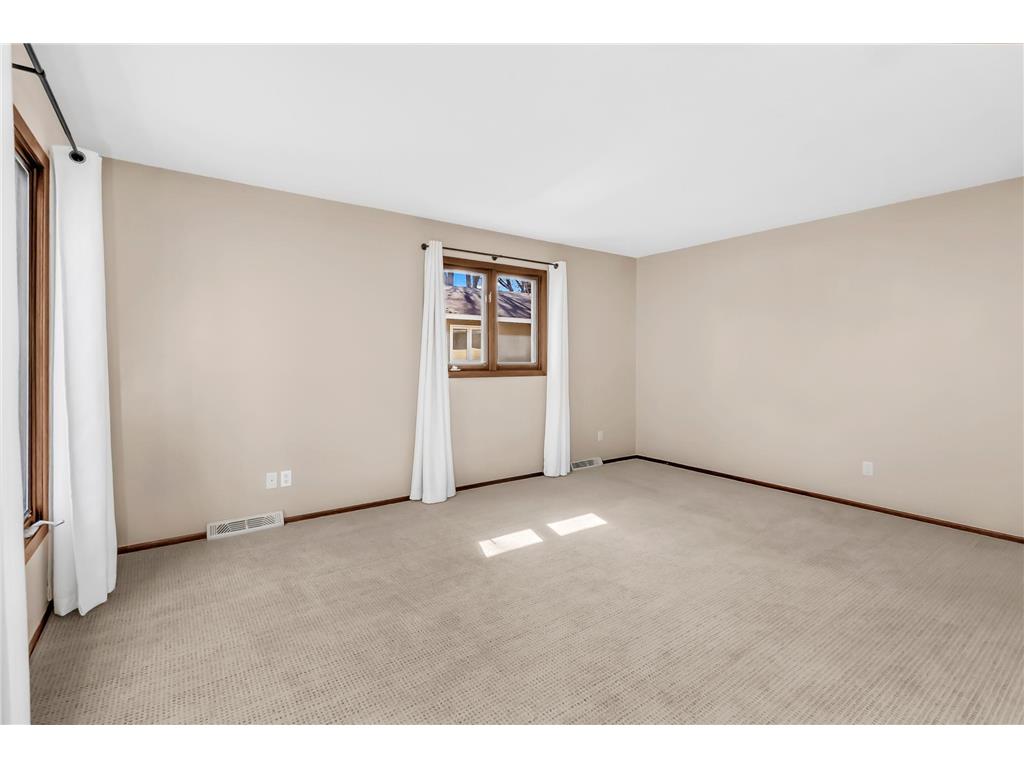 2705 Larch Lane N Plymouth MN 55441 7038363 image7
